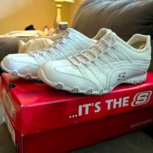 Skechers Active Sneakers. White with rhinestones stripes. Women’s size 7